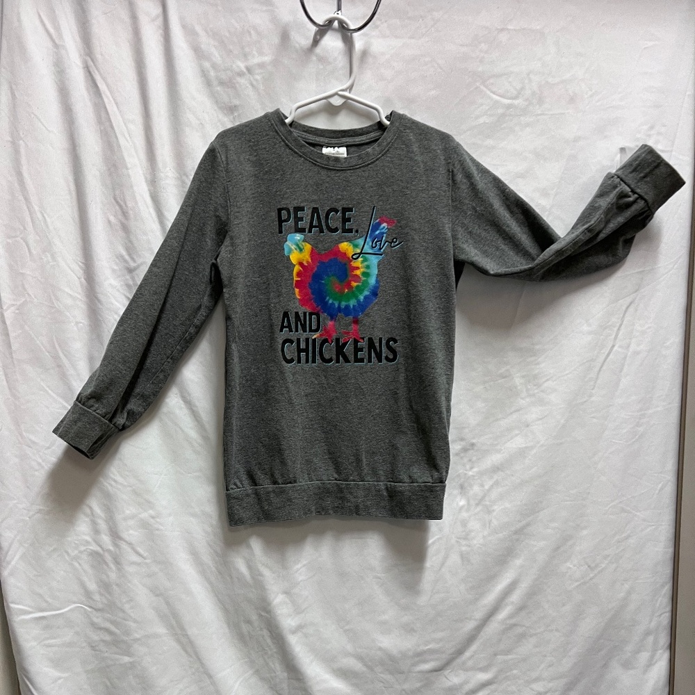 Youth girls long sleeve graphic tee